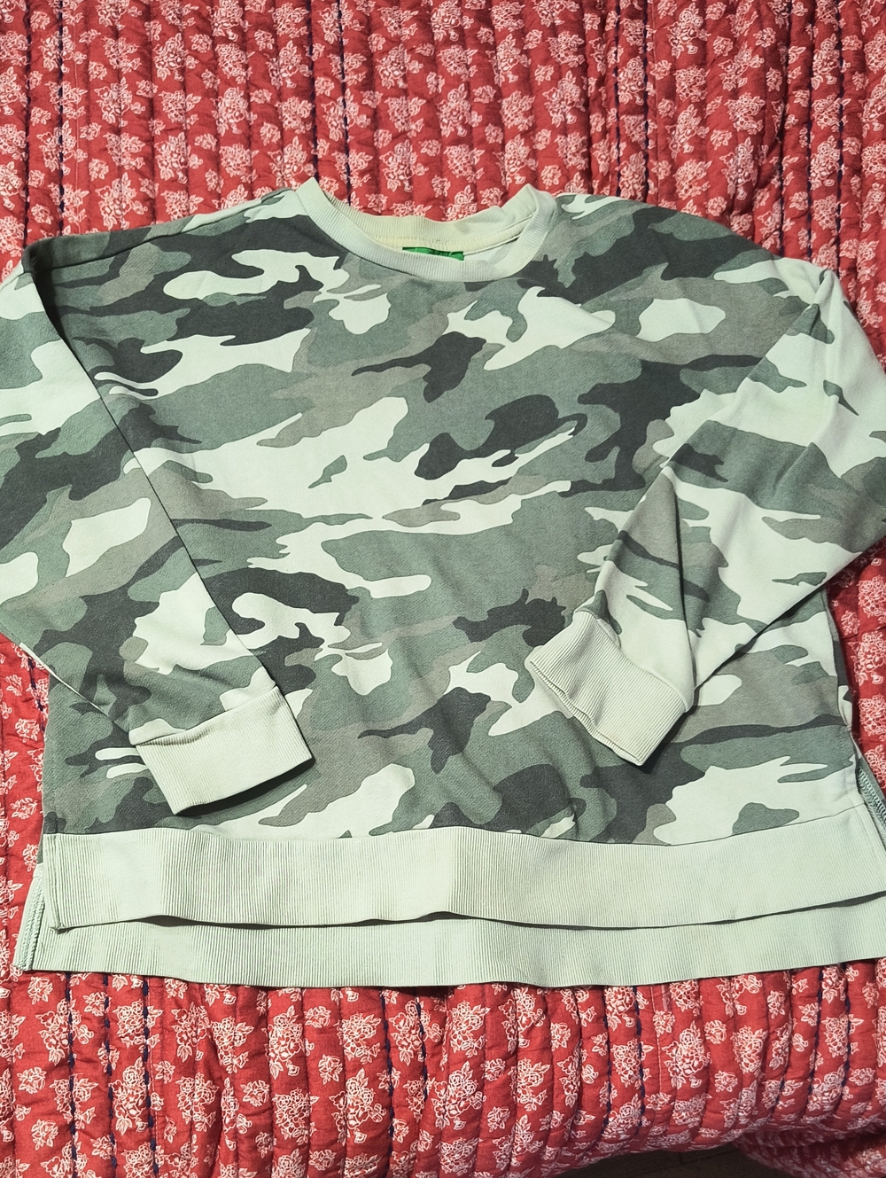 Dip Camo Crewneck Sweatshirt in Sage Green